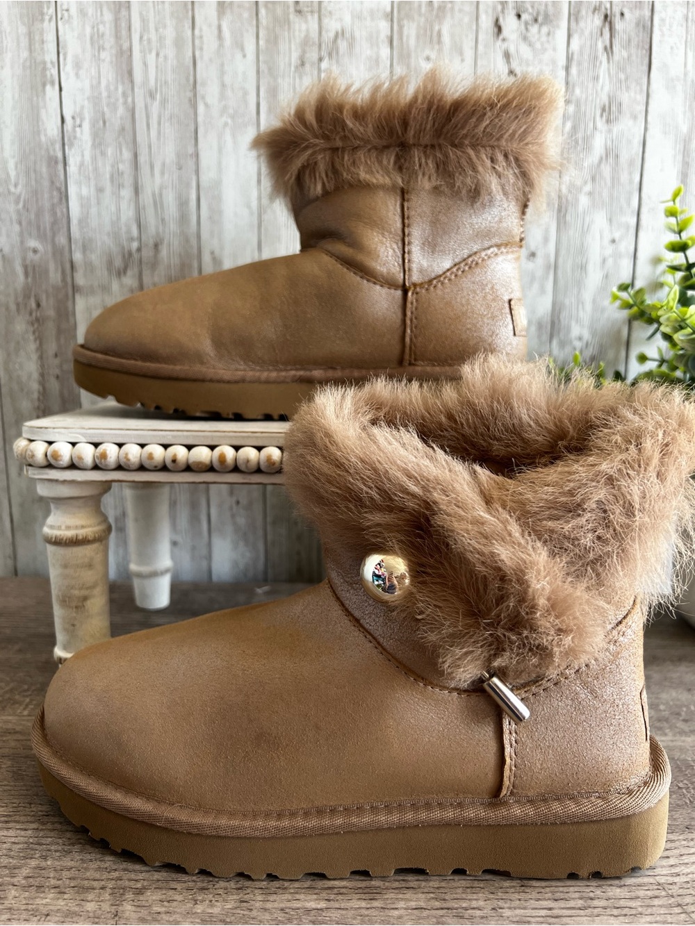 UGG Short Ankle Boots Womens Size 5